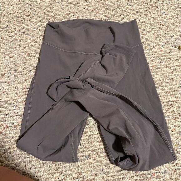 Lululemon Awakening Tight *Taryn Toomey Collection 25"
Magnum- Size 6 - Picture 8 of 8